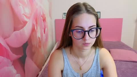 Kristina Adel online show from February 3, 8:02 am