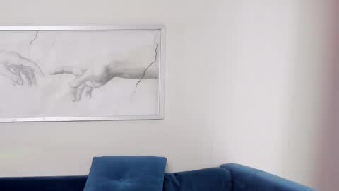 Snapshot of kristinesmith chatting on December 24, 3:49 am Kristi online show from December 24, 3:49 am