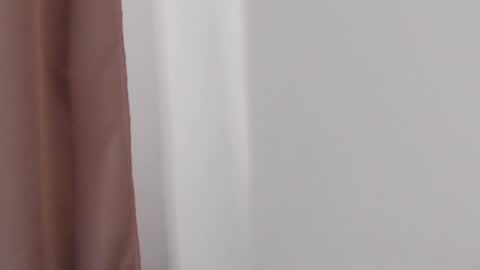 Snapshot of kristinesmith chatting on January 17, 8:24 am Kristi online show from January 17, 8:24 am