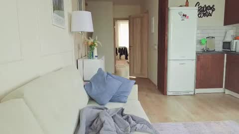 Snapshot of kristinesmith chatting on September 15, 4:34 am Kristi online show from September 15, 4:34 am