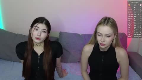 Snapshot of kristy_babe chatting on January 13, 3:26 pm Kristy and Alice online show from January 13, 3:26 pm