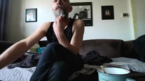 Snapshot of krummersaebel chatting on February 19, 10:12 am krummersaebel online show from February 19, 10:12 am