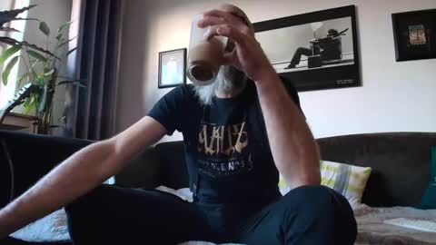 Snapshot of krummersaebel chatting on February 23, 4:35 pm krummersaebel online show from February 23, 4:35 pm