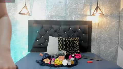 Kystal Taylor online show from November 20, 10:59 am