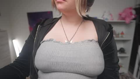 Krystal Syx online show from October 8, 10:51 pm