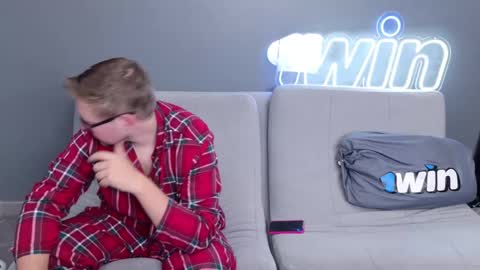 WebcamWhore online show from January 6, 4:15 am