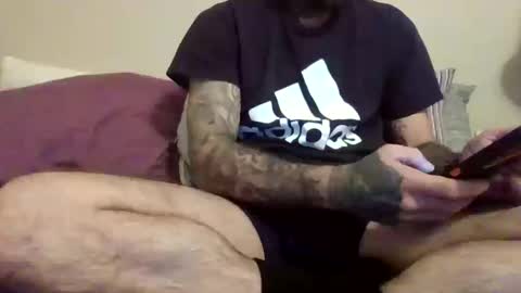 kuahdaddy6969 online show from October 14, 5:14 pm