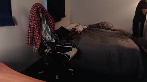 Kuggy online show from December 26, 1:32 pm