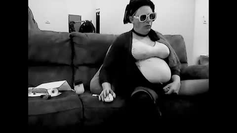 Snapshot of kulinky6969 chatting on December 14, 9:29 am kulinky6969 online show from December 14, 9:29 am