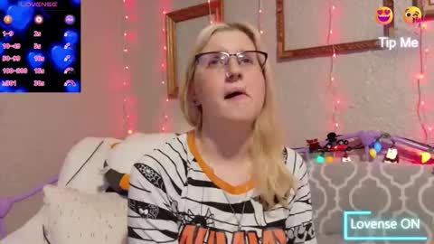 Samantha online show from November 17, 2:06 am