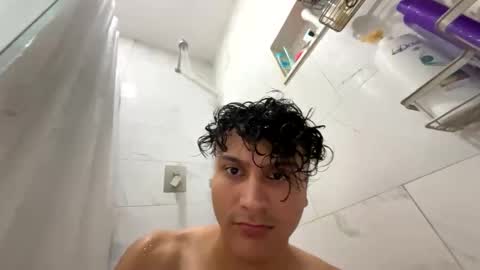 Snapshot of kurlz5stard chatting on October 21, 4:41 pm kurlz5stard online show from October 21, 4:41 pm