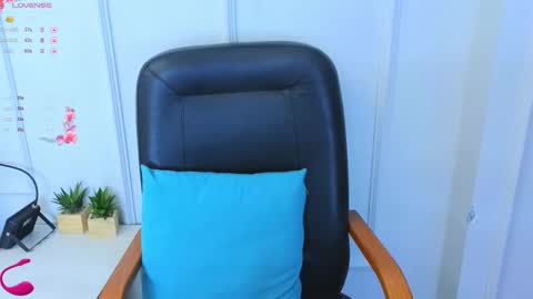 Ren online show from October 13, 12:38 pm