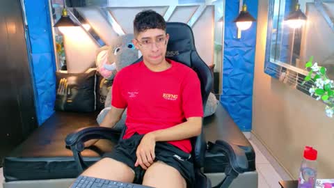 Snapshot of kygo_williams chatting on September 19, 2:29 pm Kygo online show from September 19, 2:29 pm