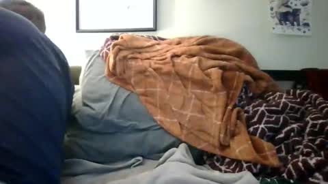 kylesingers online show from December 1, 1:38 pm