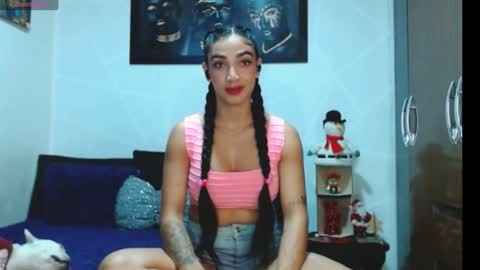 Snapshot of kylie_capricorn chatting on December 4, 5:55 pm kylie online show from December 4, 5:55 pm