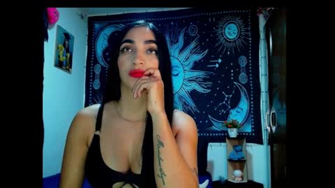 Snapshot of kylie_capricorn chatting on February 9, 12:28 am kylie online show from February 9, 12:28 am