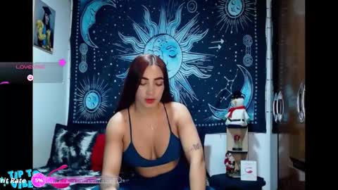 Snapshot of kylie_capricorn chatting on December 17, 10:16 pm kylie online show from December 17, 10:16 pm