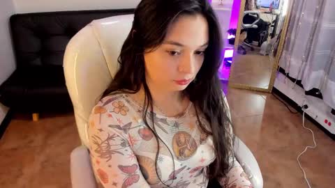 kylie online show from October 7, 1:52 pm