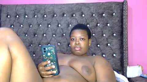 kylie online show from November 29, 6:00 pm