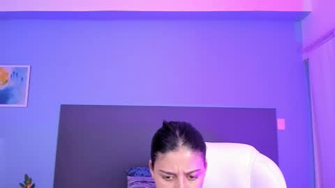 Kylie Reyes  online show from January 15, 1:45 am