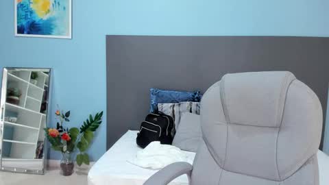 Kylie Reyes  online show from November 7, 6:19 pm