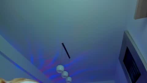 Snapshot of kylieety chatting on January 10, 7:04 am KYLIE online show from January 10, 7:04 am