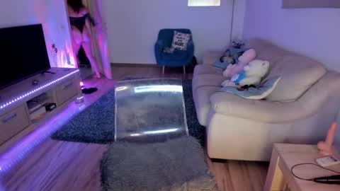 Snapshot of kylieety chatting on September 20, 4:57 am KYLIE online show from September 20, 4:57 am