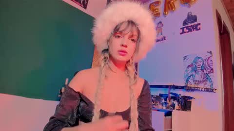 Snapshot of kyliekandy chatting on September 14, 9:36 pm online show from September 14, 9:36 pm