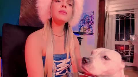 Snapshot of kyliekandy chatting on September 21, 12:12 am online show from September 21, 12:12 am