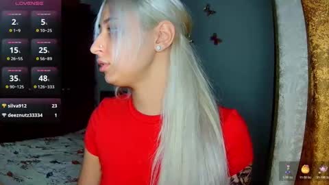 Snapshot of kylieoneadams chatting on November 27, 7:49 pm kylie online show from November 27, 7:49 pm