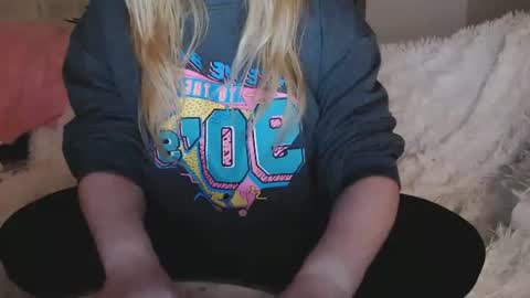 Check Out My NSFW OnlyFans Link On Bio online show from October 13, 11:38 pm