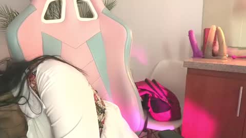 Kyomi online show from January 17, 2:18 pm