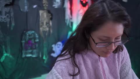 Kyomi online show from October 17, 2:30 pm