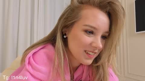 lina online show from November 2, 9:17 pm