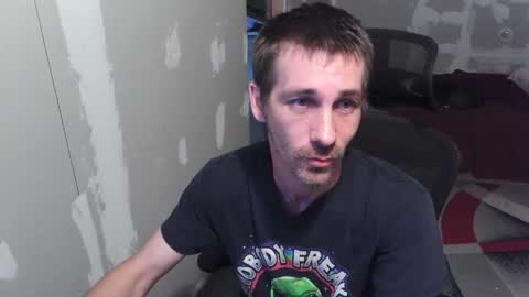 l1v1nth3dr3am online show from September 12, 4:12 am