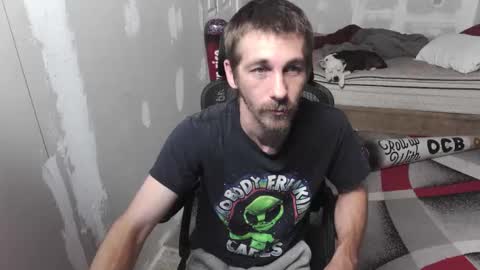 l1v1nth3dr3am online show from September 25, 3:10 am