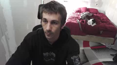 l1v1nth3dr3am online show from October 19, 2:45 am