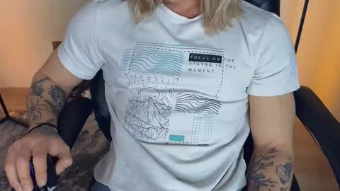 Adonis online show from November 17, 11:49 am