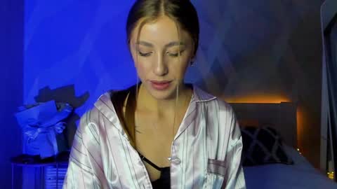 LaAngel online show from January 27, 4:33 pm