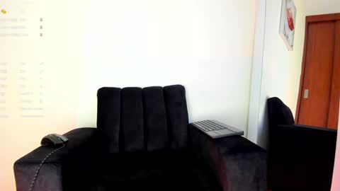 lace_victoria online show from December 16, 10:45 pm