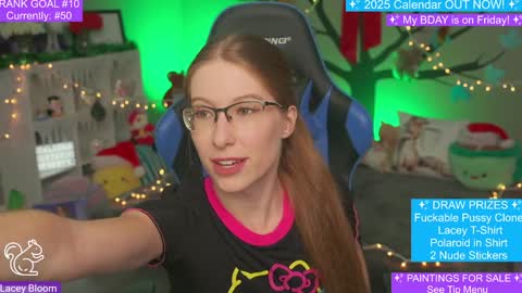 Lacey Bloom online show from December 5, 1:25 am