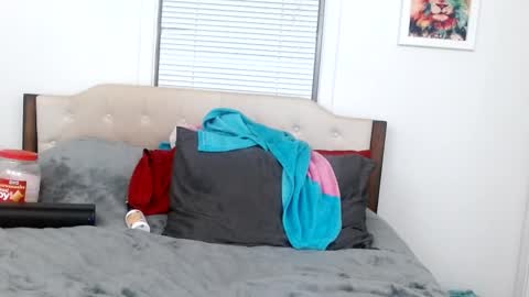 Lacey Phoenix online show from February 19, 5:27 am