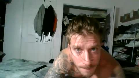 lacrioxcum18 online show from December 3, 4:14 am