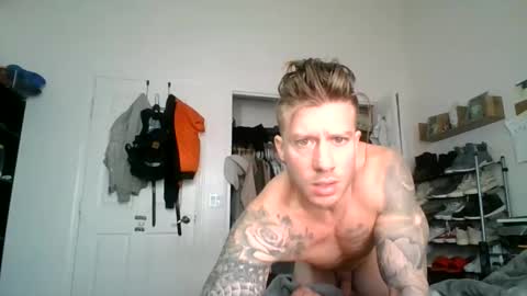 lacrioxcum18 online show from January 15, 5:47 pm