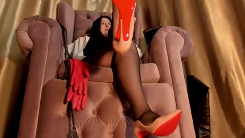 Snapshot of lady__leather chatting on March 3, 4:46 pm GoddessLeather online show from March 3, 4:46 pm