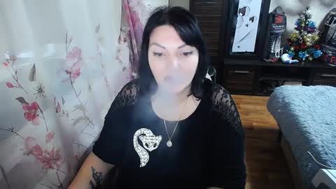 Snapshot of lady_boom_ chatting on December 11, 12:12 pm lady_boom_ online show from December 11, 12:12 pm