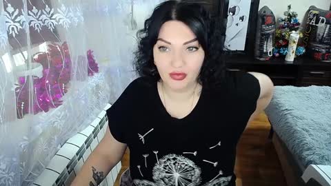 Snapshot of lady_boom_ chatting on January 17, 9:06 am lady_boom_ online show from January 17, 9:06 am