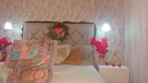 Snapshot of lady_lacey05 chatting on December 15, 5:42 pm Gaby online show from December 15, 5:42 pm