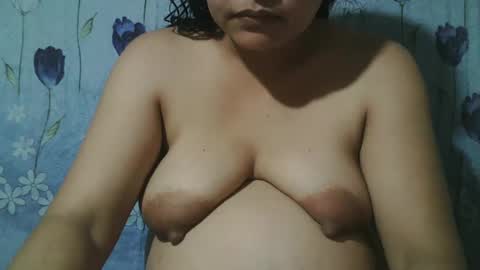 lady_love063 online show from January 18, 7:17 am