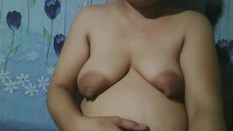 lady_love063 online show from January 18, 10:39 pm